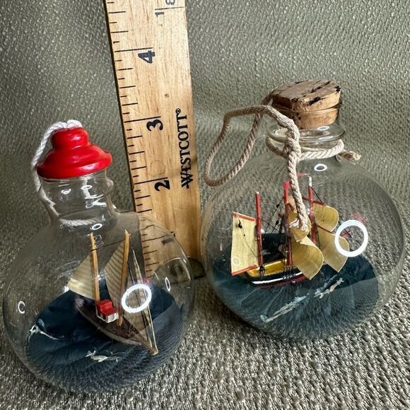 Ship in a bottle glass ball ornaments sailboat on the sea round Set of 3 - Picture 9 of 9